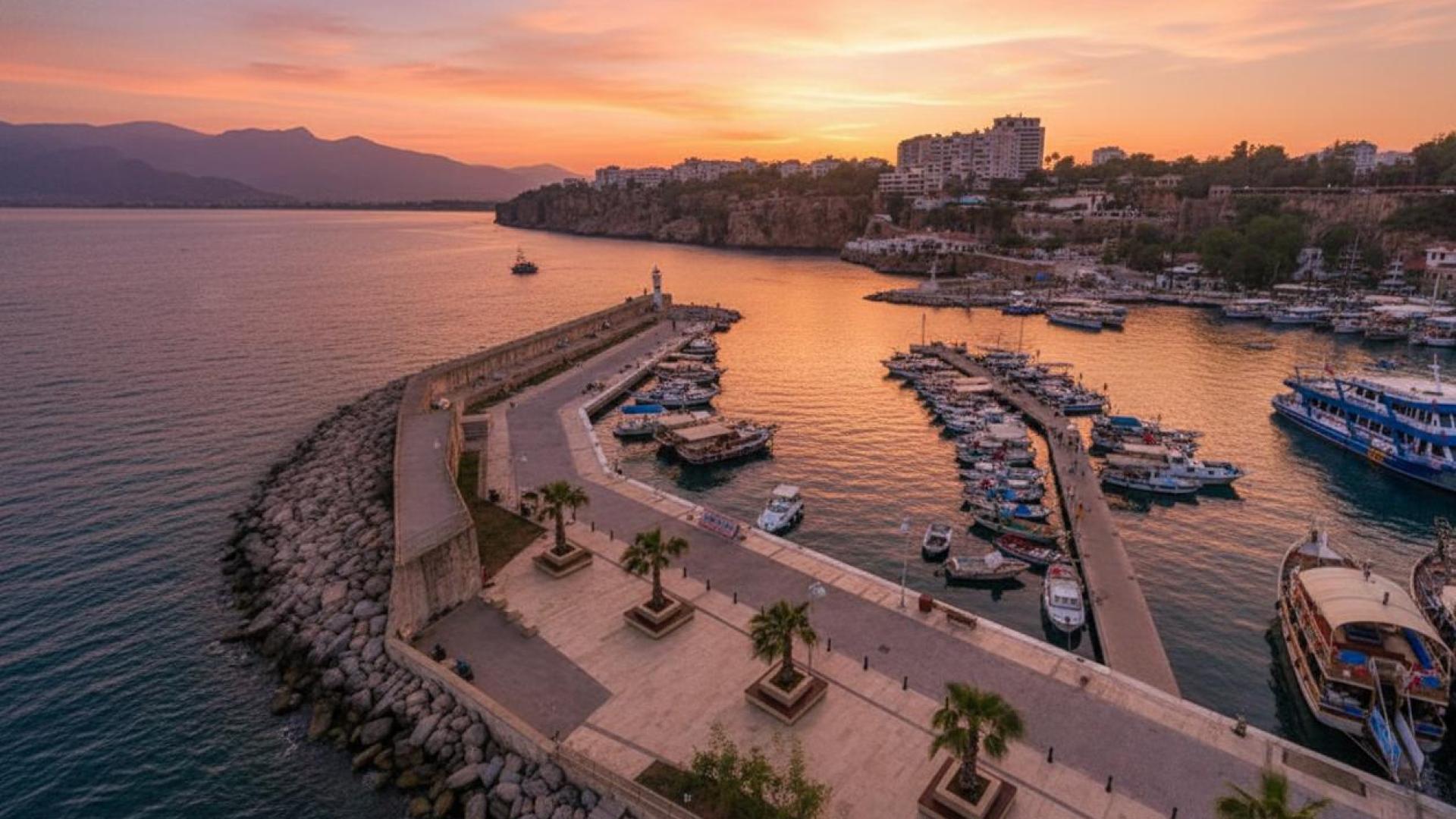 Antalya Kaleiçi & Akdeniz Keşif Turu